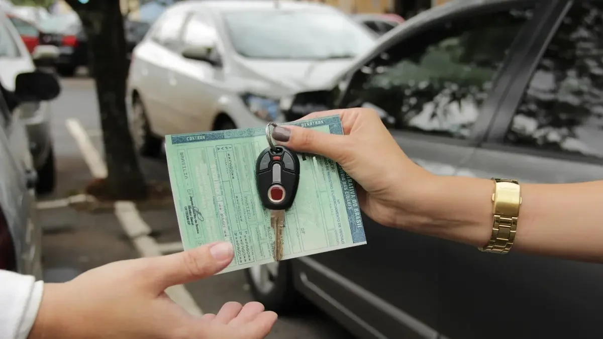 Como funciona o processo de transferência de um veículo?