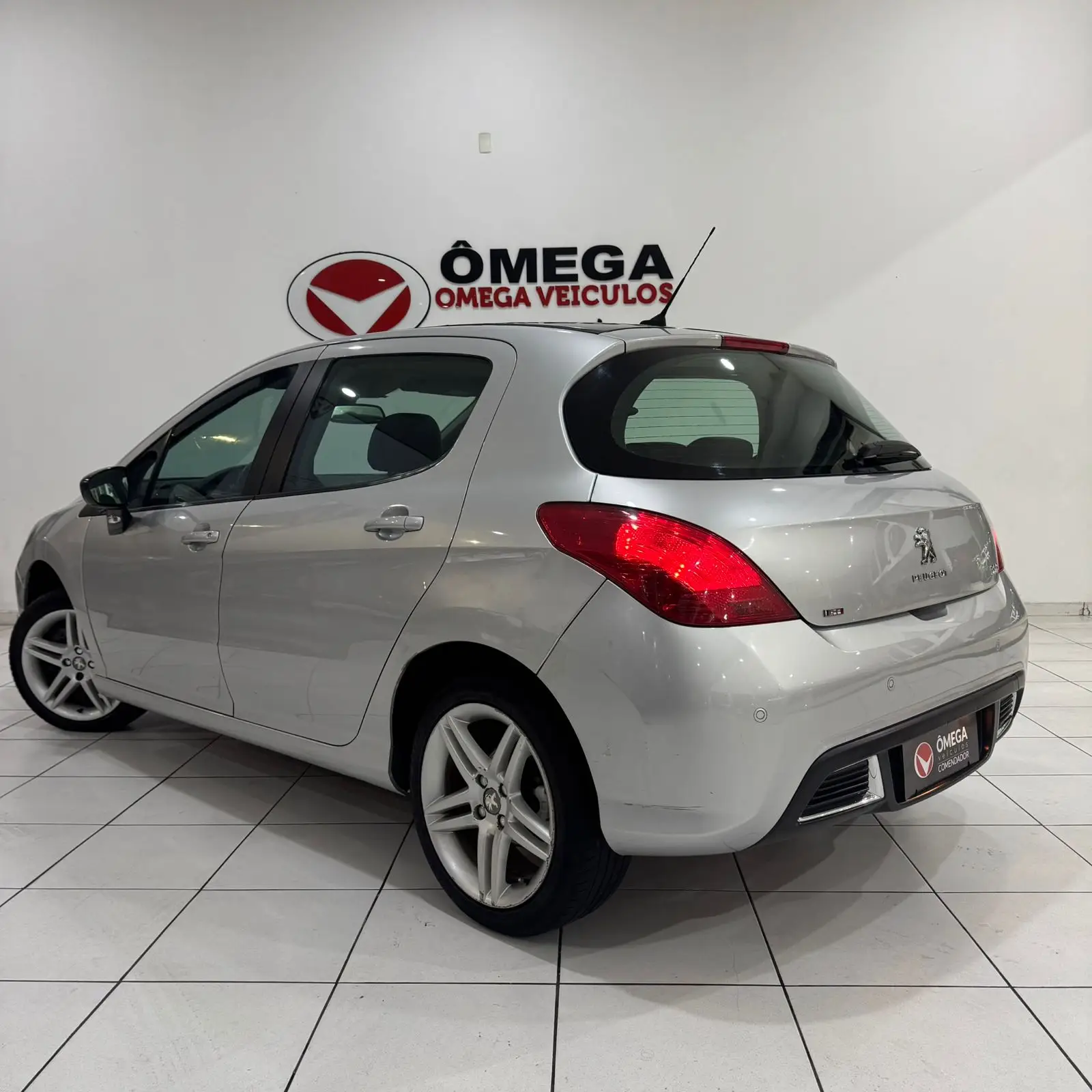 PEUGEOT 308 GRIFFE 1.6 THP TURBO 2015 - imagem 6