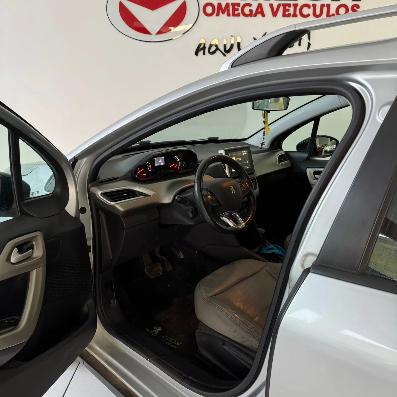 PEUGEOT 2008 - 2019/2019 1.6 16V FLEX ALLURE 4P AUTOMÁTICO - imagem 5