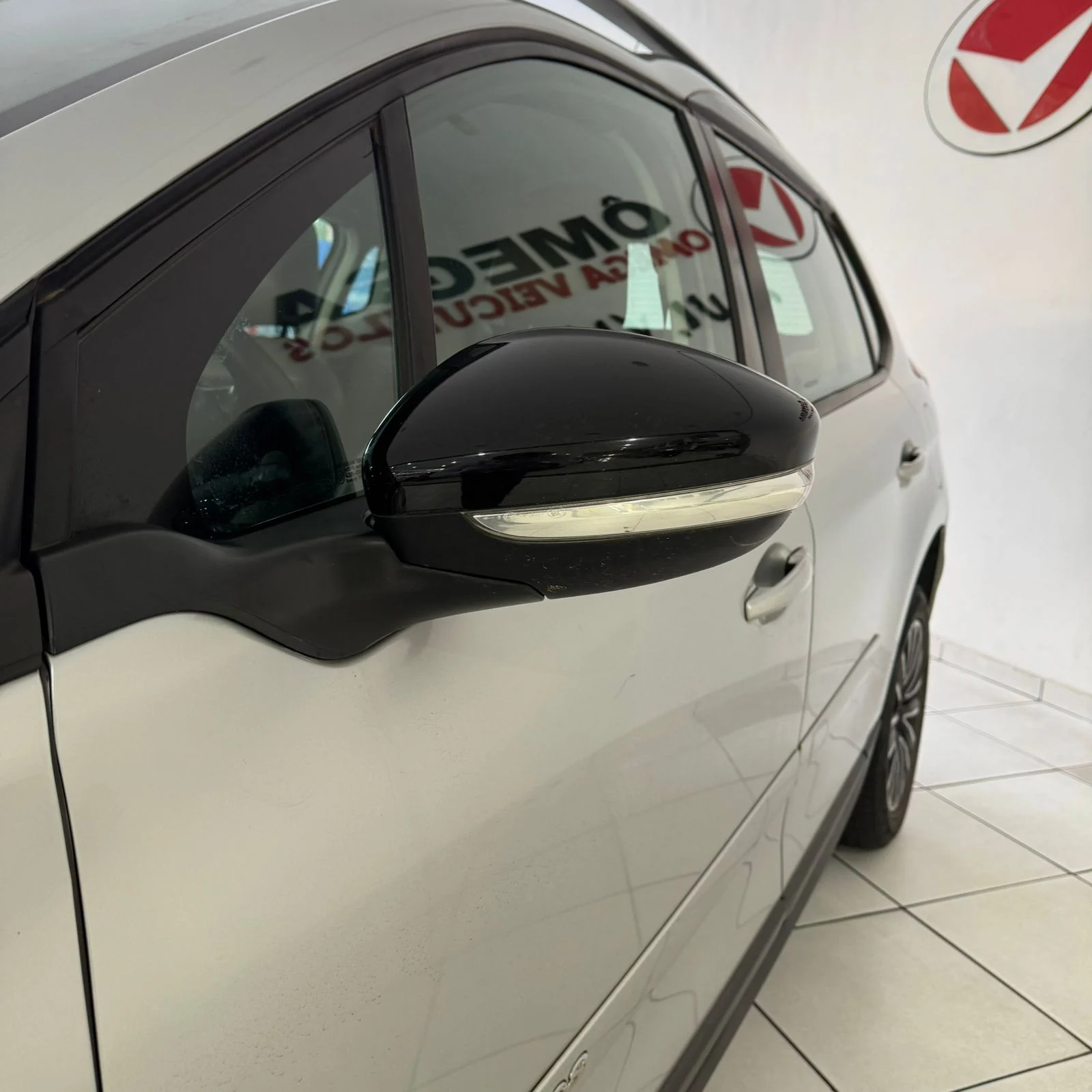 PEUGEOT 2008 - 2019/2019 1.6 16V FLEX ALLURE 4P AUTOMÁTICO - imagem 4