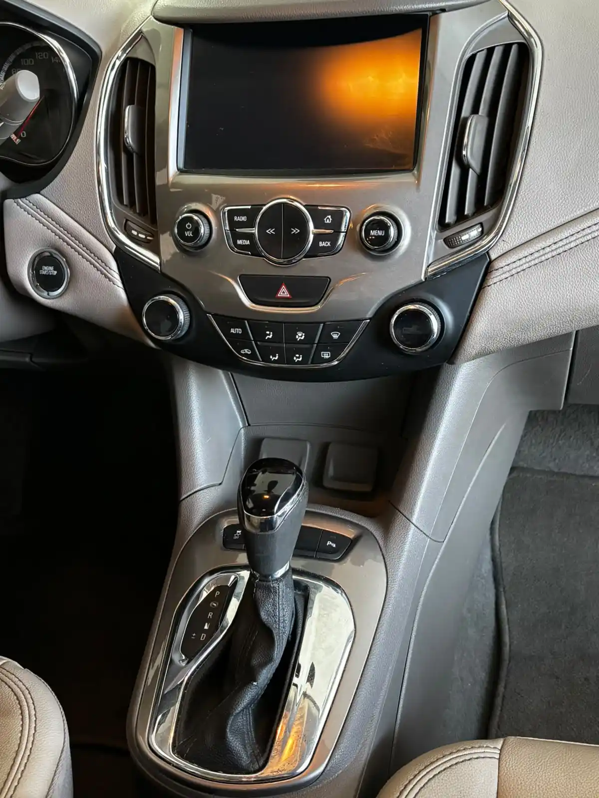 Chevrolet Cruze LTZ 1.4 Turbo Automático 2019 - imagem 5