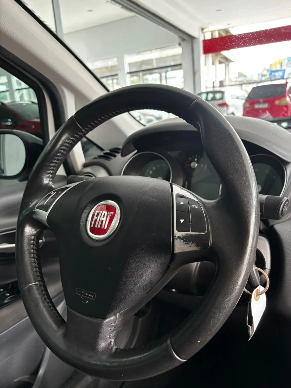 Fiat Punto Attractive Itália 1.4 8V Flex 2015 - imagem 5
