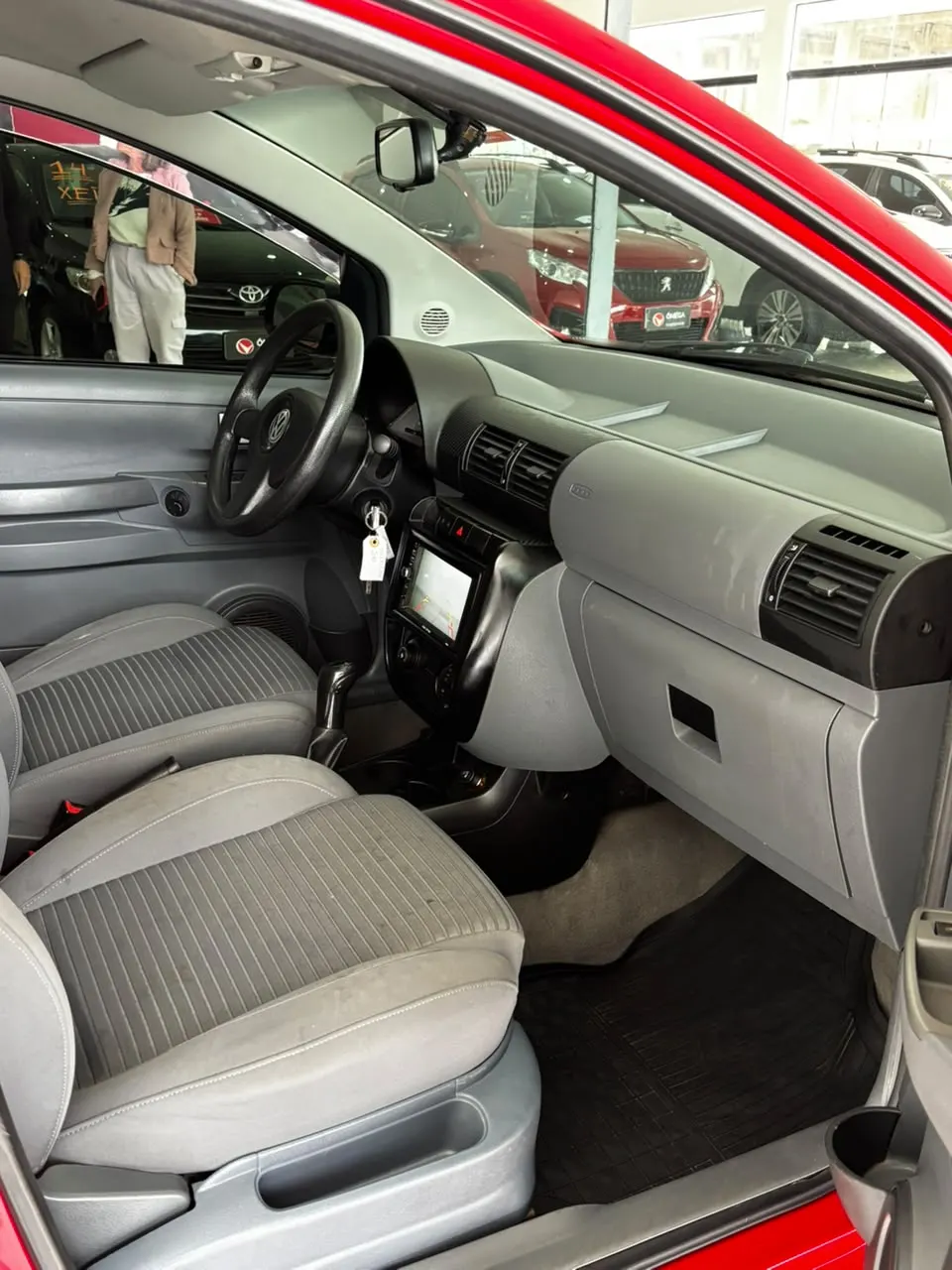 Volkswagen SpaceFox Comfortline 1.6 8V Flex 2010 - imagem 2