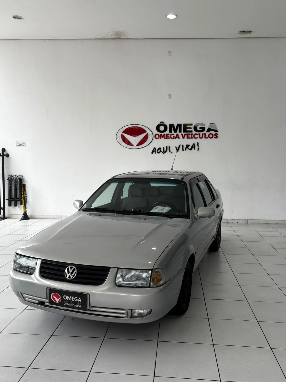Volkswagen Santana 1.8 AP 8V Gasolina 2001 - imagem 2